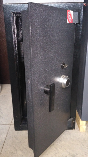 ВМ 2101МК  Сейф с механическим кодом + ключом (845 х 455 х 400 мм)